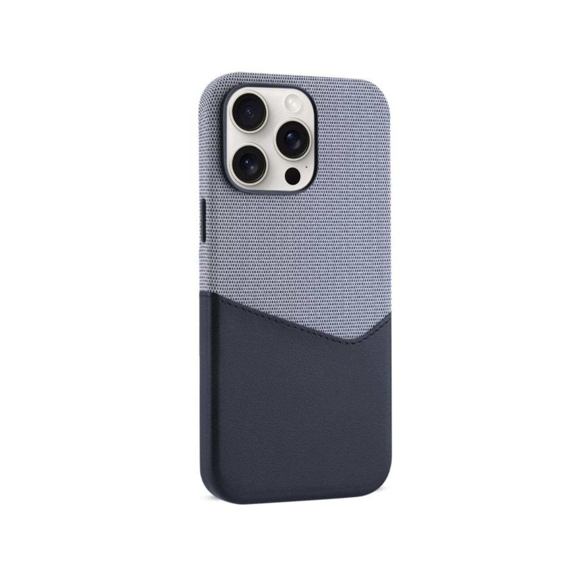 F3 iPhone 15 Pro MagSafe Case